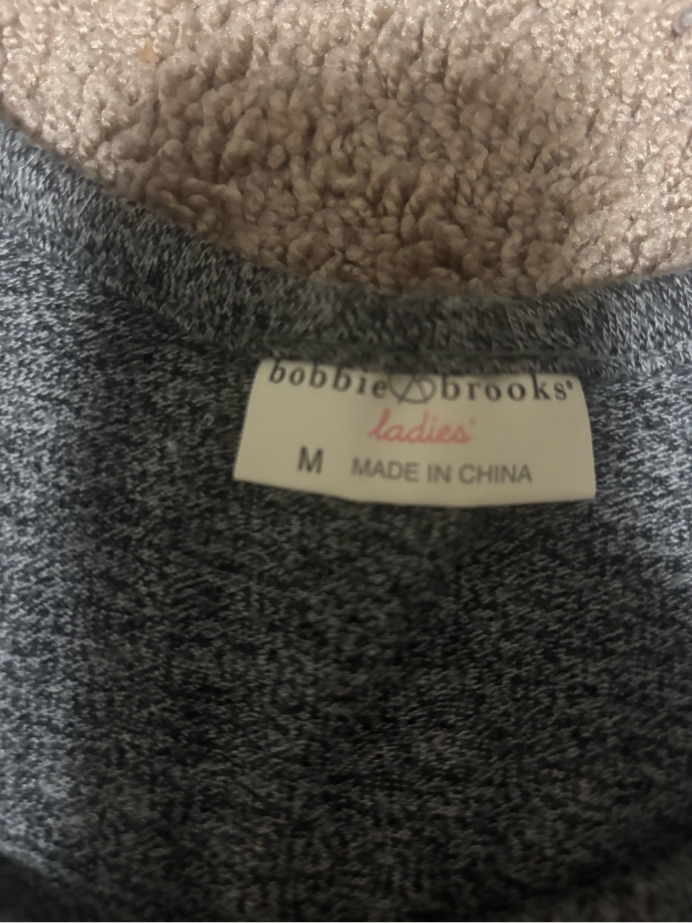 Bobbie Brooks Heathered Gray Short-Sleeve Scoop Neck Tee - Picture 2 of 2